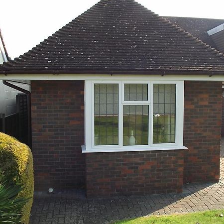 Hopewell Self-Catering Apartamento Gravesend Exterior foto