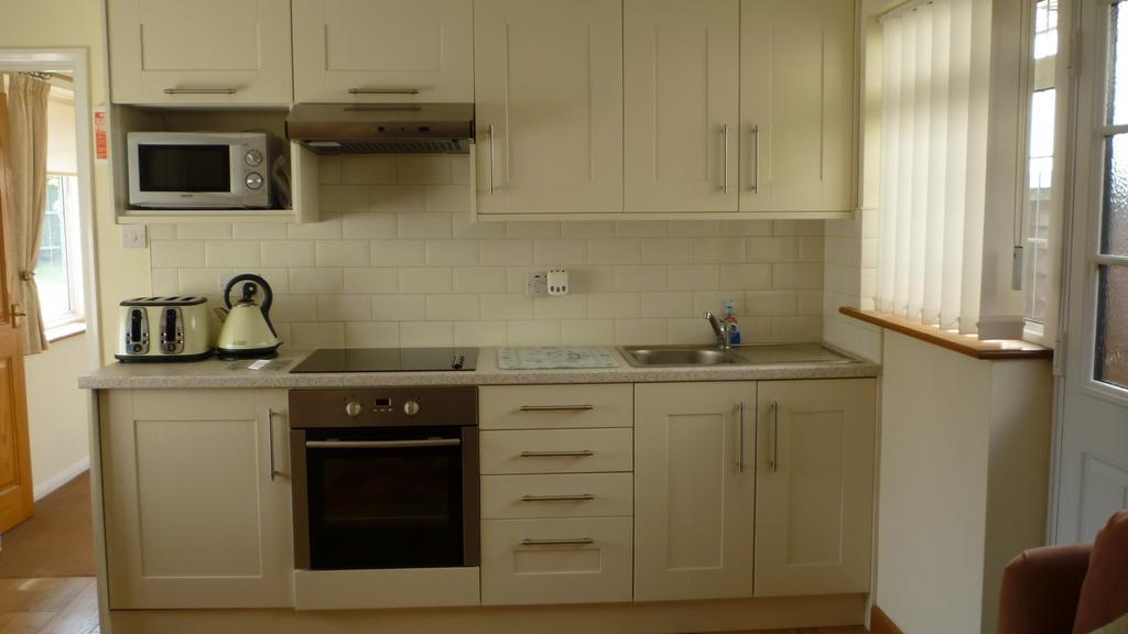 Hopewell Self-Catering Apartamento Gravesend Exterior foto