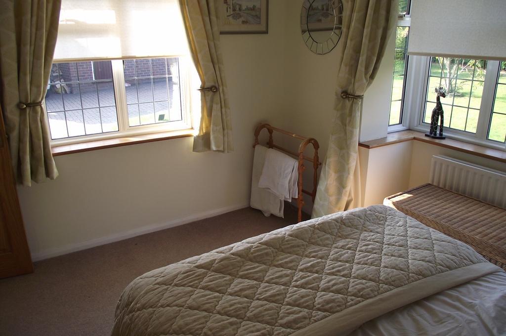 Hopewell Self-Catering Apartamento Gravesend Exterior foto